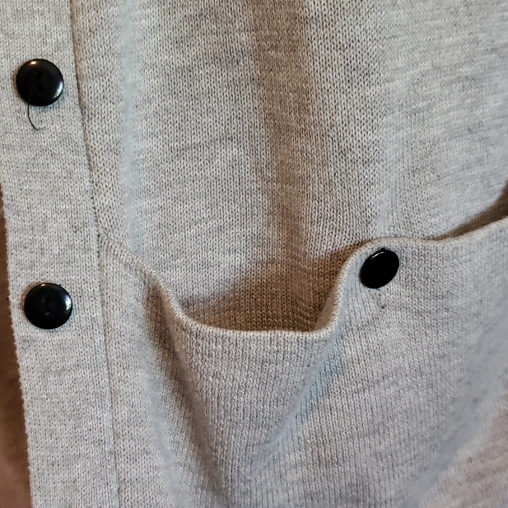 Varsity style cardigan - Picture 2 of 3